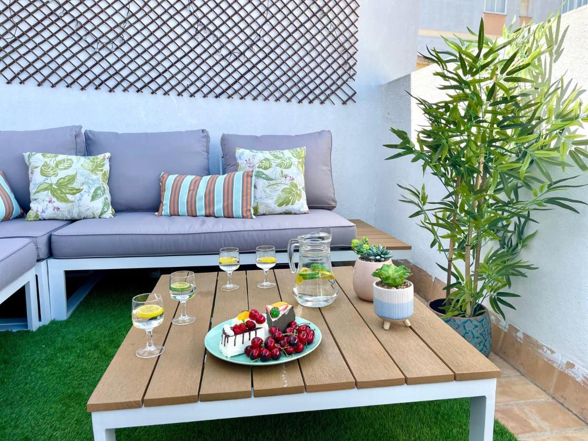 Gatu Premium Atico Caleta , Preferente Mayores De 25 Anos Y Familias 加的斯 外观 照片