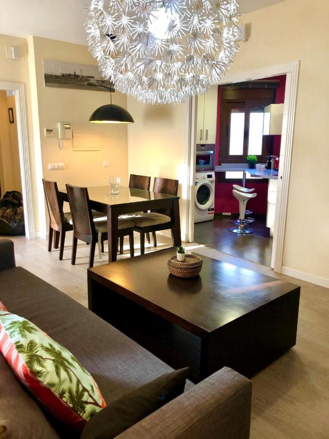 Gatu Premium Atico Caleta , Preferente Mayores De 25 Anos Y Familias 加的斯 外观 照片