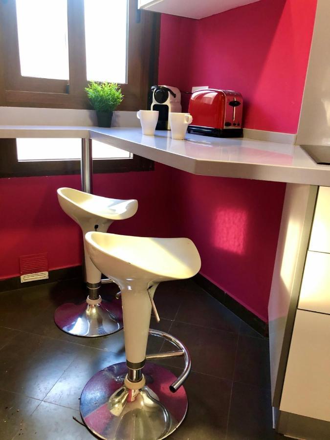 Gatu Premium Atico Caleta , Preferente Mayores De 25 Anos Y Familias 加的斯 外观 照片